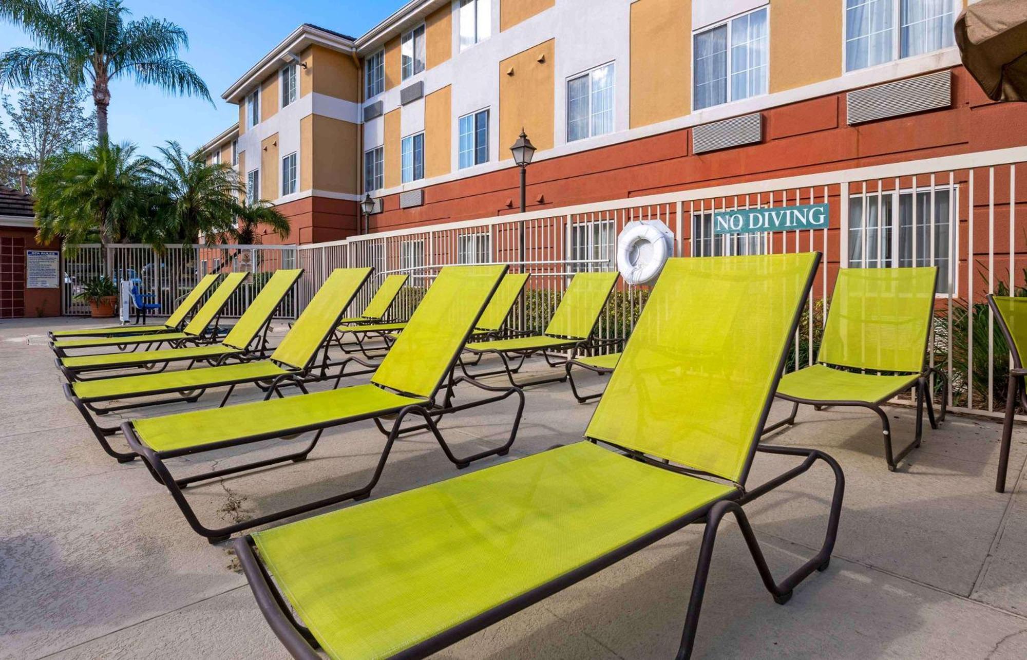 Extended Stay America Suites - Orlando - Convention Center - Universal Blvd Exterior photo