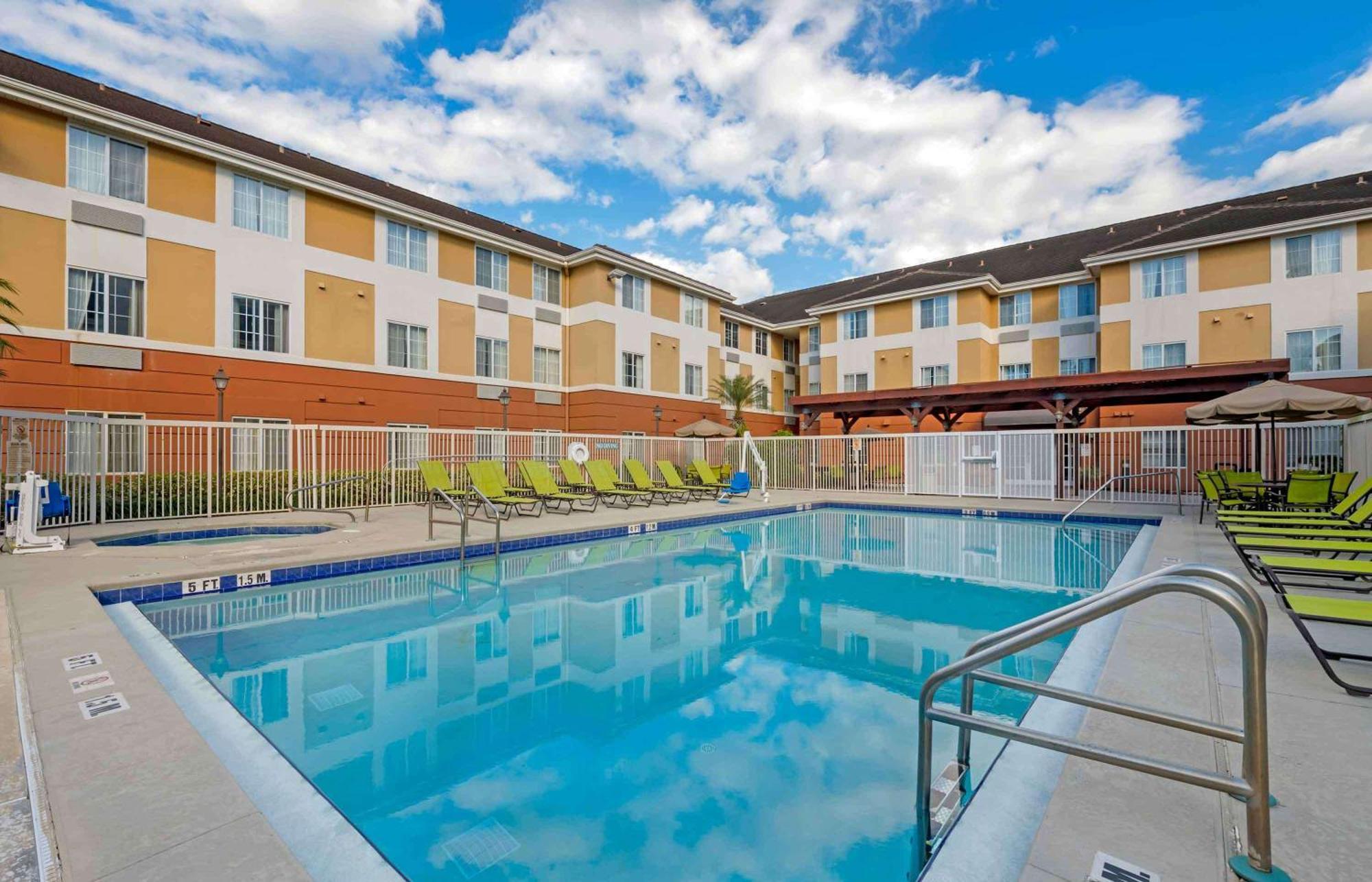 Extended Stay America Suites - Orlando - Convention Center - Universal Blvd Exterior photo